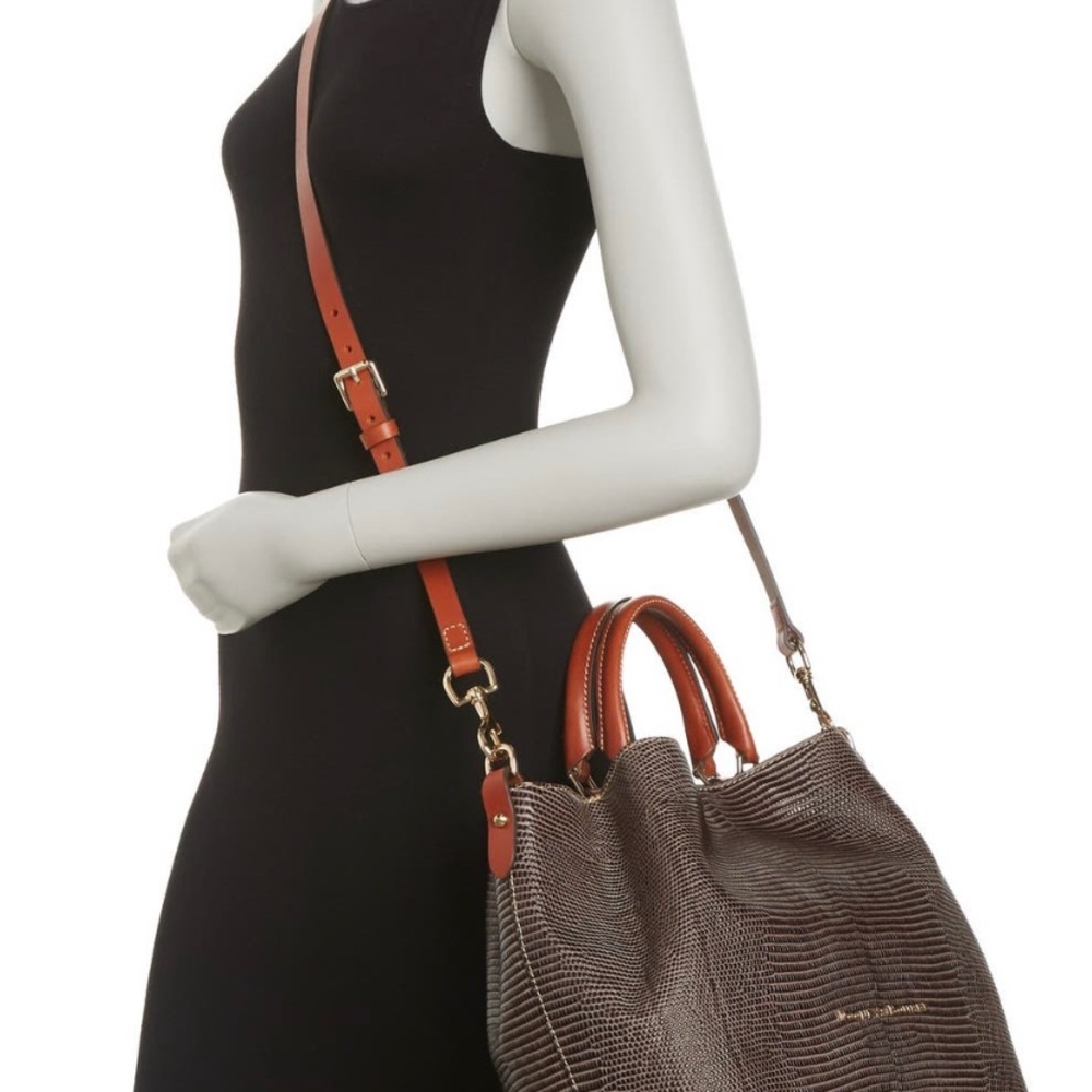 Dooney & Bourke Large Barlow Tote Bag Grey - Picture 2 of 12